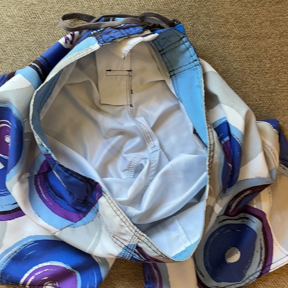 Billabong board shorts men’s sz 33 - Picture 8 of 8